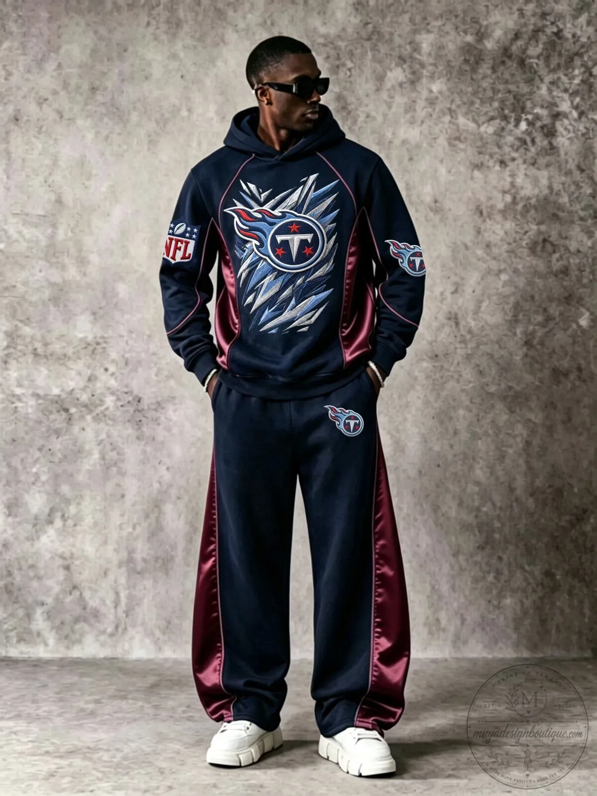Tennessee Titans NFL Football Team Logo Navy Blue Hoodie Sweatshirt