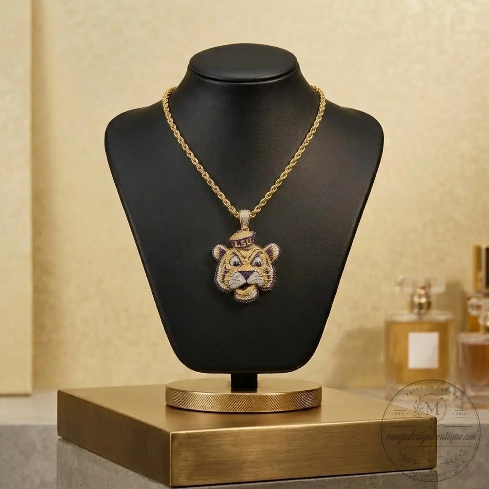 LSU Tigers Diamond Encrusted Mascot Pendant Necklace 10 LSU Tigers Diamond Encrusted Mascot Pendant Necklace
