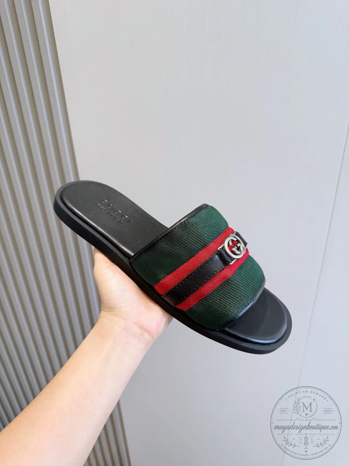 Gucci Green and Red Web Stripe Slide Sandals for Men and Women 6 Gucci Green and Red Web Stripe Slide Sandals for Men and Women